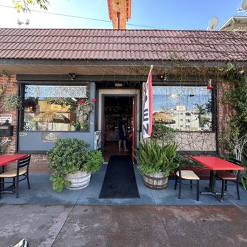 Birdcage Coffee House - Outside - Coffee & Tea Near Me - Long Beach, California Birdcage Coffee House - Outside - Coffee & Tea Near Me - Long Beach, California