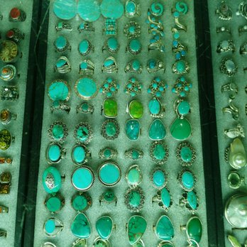 Los Artesanos - Pretty! Love the designs made by the veins in the gems. - Arts & Crafts Near Me - Toronto, Ontario Los Artesanos - Pretty! Love the designs made by the veins in the gems. - Arts & Crafts Near Me - Toronto, Ontario