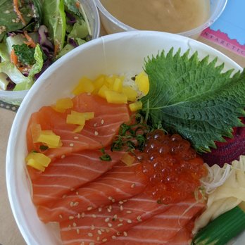 Mama M Sushi - $16 salmon bowl! - Japanese Near Me - Pasadena, California