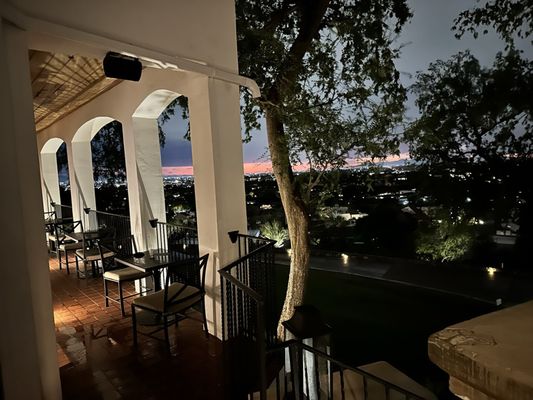 Geordie's at Wrigley Mansion by null