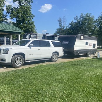 Edmond Hyundai - White SUV with power to pull a trailer - Car Dealers Near Me - Oklahoma City, Oklahoma Edmond Hyundai - White SUV with power to pull a trailer - Car Dealers Near Me - Oklahoma City, Oklahoma
