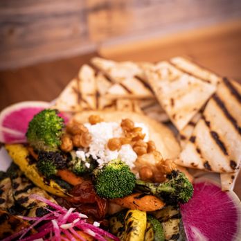 Lunada Kitchen - Breakfast & Brunch Near Me - Palos Verdes Estates, California