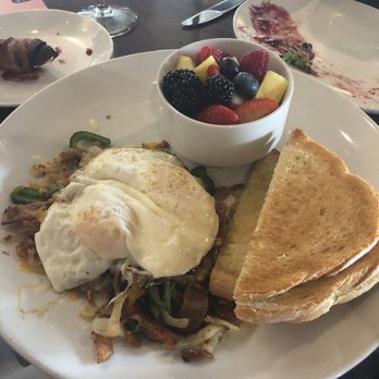 Reunion Kitchen + Drink - Sunrise scramble - New American Near Me - Laguna Beach, California Reunion Kitchen + Drink - Sunrise scramble - New American Near Me - Laguna Beach, California