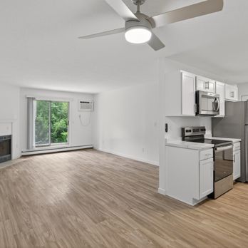 Lexington Hills - Apartments Near Me - Eagan, Minnesota