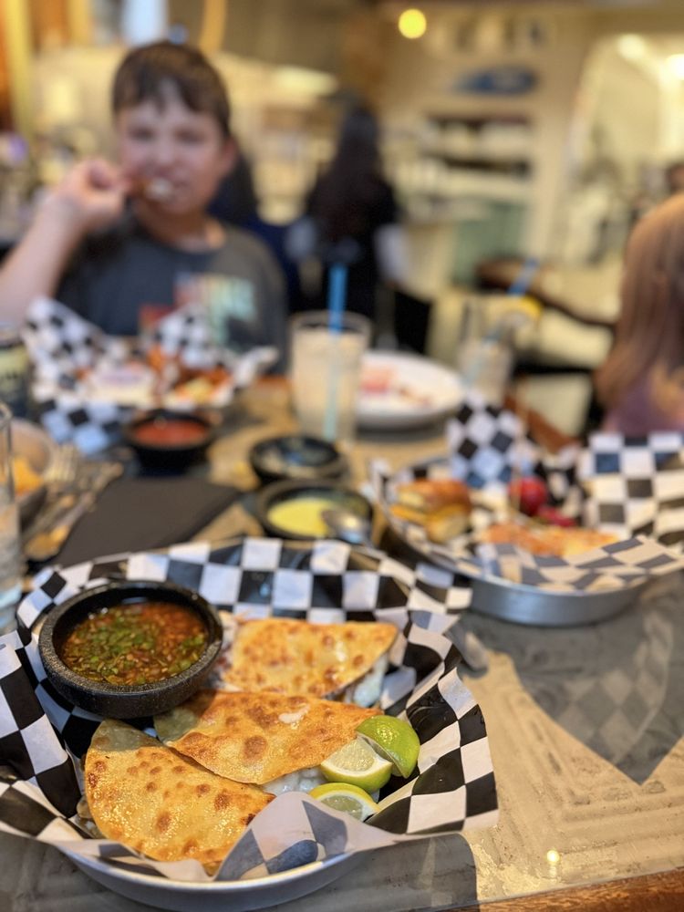 Apres Govnr's Park - wedding in Denver, CO