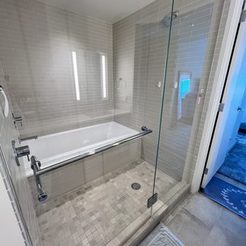 Ariel Ruiz Cleaning Service - Very clean bathroom! - Office Cleaning Near Me Ariel Ruiz Cleaning Service - Very clean bathroom! - Office Cleaning Near Me