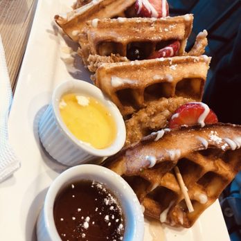 Gochas Breakfast Bar | Cascade - Wine Bars Near Me - Atlanta, Georgia