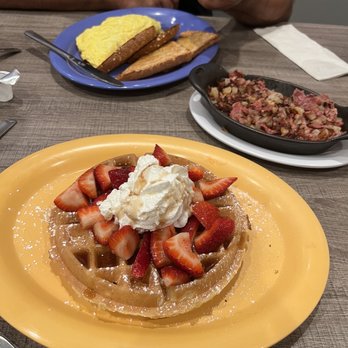 J & M Diner - Breakfast & Brunch Near Me - Framingham, Massachusetts J & M Diner - Breakfast & Brunch Near Me - Framingham, Massachusetts