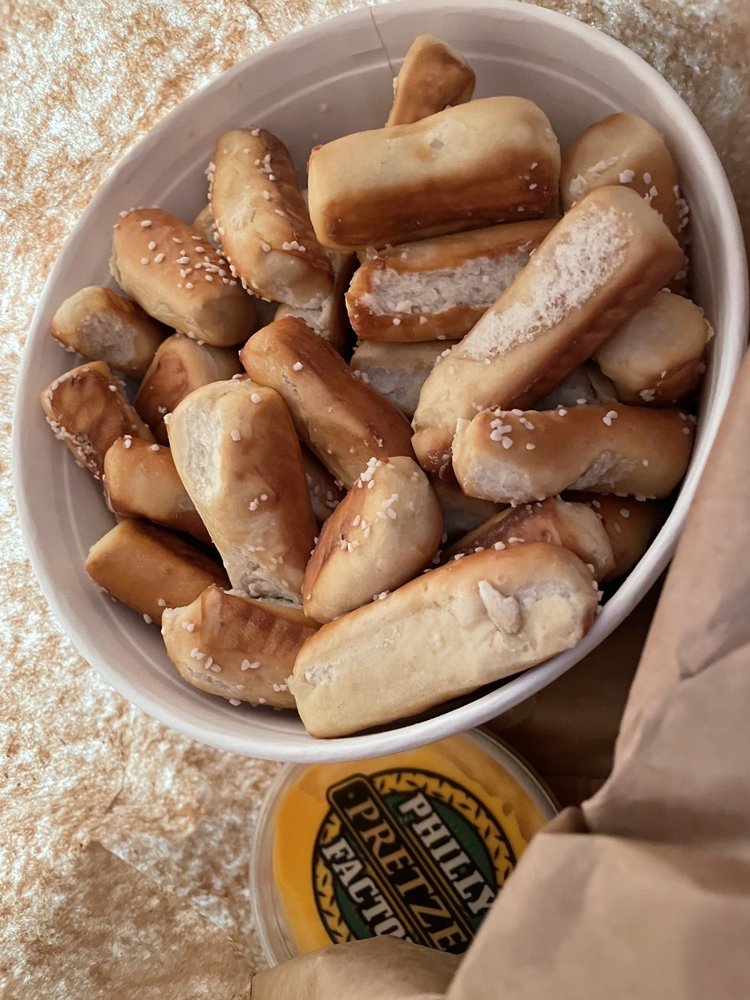 PHILLY PRETZEL FACTORY Updated September 2024 15 Photos & 30