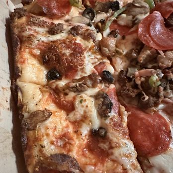 Hungry Howie's Pizza - Bad pizza - Pizza Near Me - Clarkston, Michigan Hungry Howie's Pizza - Bad pizza - Pizza Near Me - Clarkston, Michigan