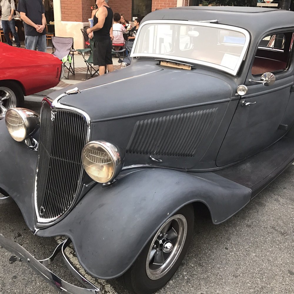 Glendale Cruise Night - Festivals Near Me - Glendale, California Glendale Cruise Night - Festivals Near Me - Glendale, California