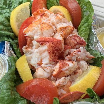 Red's Eats - Lobster platter - Seafood Near Me - Wiscasset, Maine Red's Eats - Lobster platter - Seafood Near Me - Wiscasset, Maine