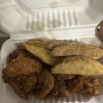 Royal Carryout - Wings with Western fries - Cheesesteaks Near Me - Baltimore, Maryland