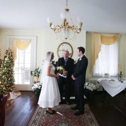 Holladay House - Copyright: Amanda Maglione Photography www.amandamaglione.com