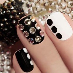 Kre8tive Nails & Spa - Black and white, gems for day and night.