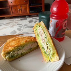 To go & plated at home the amazing turkey pesto
