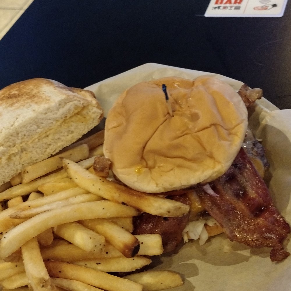 Alexs Bar - Sports Bars Near Me - Fairview, Oregon