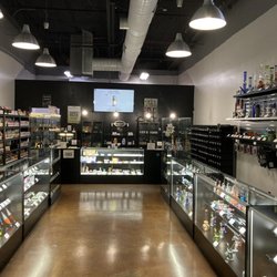 JVapes Vape & Smoke Sho - 4.7.2022.