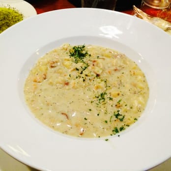 David's Restaurant - Clam chowder - New American Near Me - Portland, Maine David's Restaurant - Clam chowder - New American Near Me - Portland, Maine