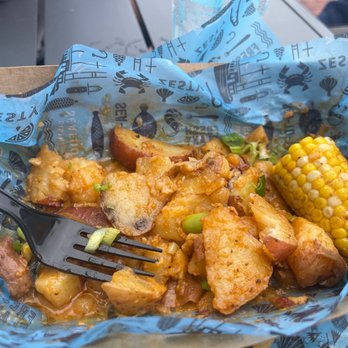 District Seafood - Low country boil - Seafood Near Me - Savannah, Georgia