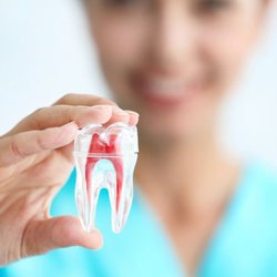 Keele Crosstown Dental - Tooth Extractions in York
