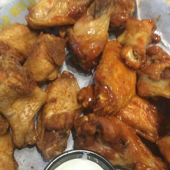 Buffalo Wild Wings - desert heat, asian zing, hot BBQ wings - Sports Bars Near Me - Newburgh, New York