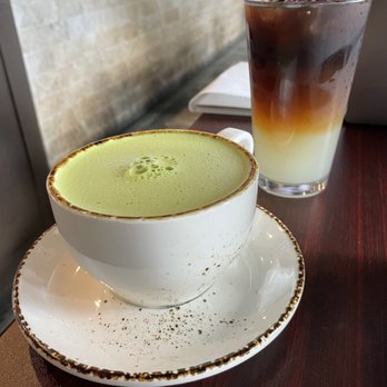 Awesome Coffee - Hot Matcha Latte, cold brew lemonade - Ice Cream & Frozen Yogurt Near Me - Los Angeles, California
