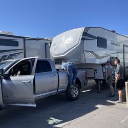 Tom's Camperland - Mesa - Pick up day.