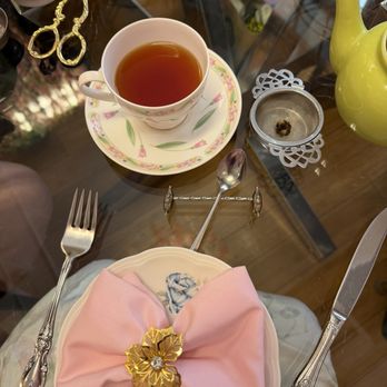Tea at 1024 - Tea Rooms Near Me - Honolulu, Hawaii