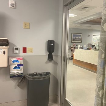 WakeMed North Hospital - Hospitals Near Me - Raleigh, North Carolina