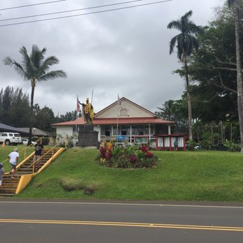 Kings View Cafe - King Kamehameha statue - Cafes Near Me - Kapaau, Hawaii