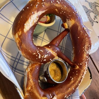Almresi Vail - Pretzel - German Near Me - Vail, Colorado