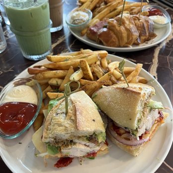 un caffe altamura - chicken and havarti sandwich w/ fries - $25 - Cafes Near Me - Manhattan Beach, California un caffe altamura - chicken and havarti sandwich w/ fries - $25 - Cafes Near Me - Manhattan Beach, California