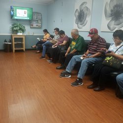 Bristol  Family Medical Clinic - Always waiting long time.