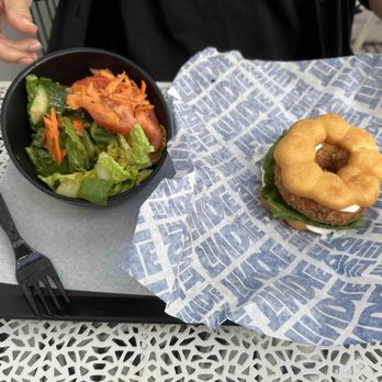 2d Restaurant - Savory fried chicken mochi sandwich and a side salad - Donuts Near Me - Chicago, Illinois