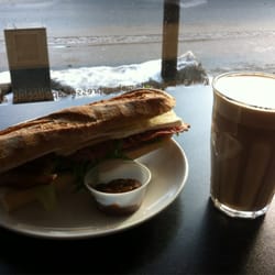 Condelica - Veldig god baguette med brie og bacon.