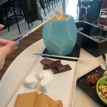 Flight Cleveland - S'mores - Wine Bars Near Me - Cleveland, Ohio Flight Cleveland - S'mores - Wine Bars Near Me - Cleveland, Ohio