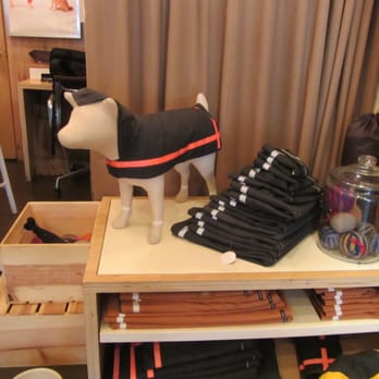 Wagwear - Wagwear has a great line of coats and leashes. They manufacture in NYC. - Pet Stores Near Me - New York, New York Wagwear - Wagwear has a great line of coats and leashes. They manufacture in NYC. - Pet Stores Near Me - New York, New York