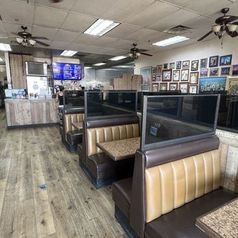 Famous Ray's Pizza - Looking at dining are - Pizza Near Me - Phoenix, Arizona Famous Ray's Pizza - Looking at dining are - Pizza Near Me - Phoenix, Arizona