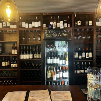 Salt Lick Cellars - Wineries Near Me - Driftwood, Texas Salt Lick Cellars - Wineries Near Me - Driftwood, Texas
