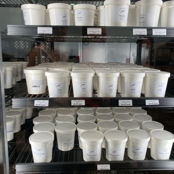 Meadowlark Dairy - Livermore - Pints $6! - Ice Cream & Frozen Yogurt Near Me - Livermore, California