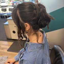 Great Clips - An Updo Hairstyle