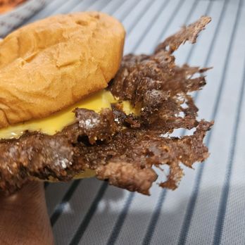 For The Win - The skirt - Burgers Near Me - Whittier, California