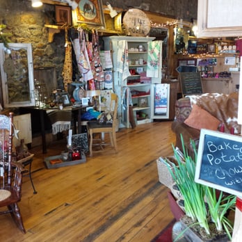 Roan Coffee - Coffee & Tea Near Me - Prairie City, Oregon