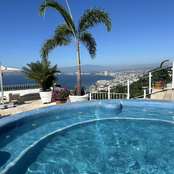 Grand Miramar - Rooftop swimming pool - Hotels Near Me - Puerto Vallarta, JAL