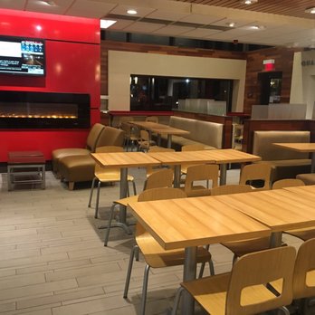 Wendy's - Seating - Fast Food Near Me - Etobicoke, Ontario Wendy's - Seating - Fast Food Near Me - Etobicoke, Ontario