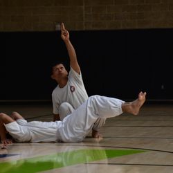 PGB White Crane Kung Fu - Chief trainer Trisno Samudra teaching kip ups