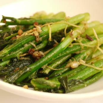 大班樓 - Steamed Kai Lan with Pickled Chinese Vegetables (梅菜蒸芥蘭) - Chinese Near Me - Hong Kong, HK