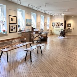 Exhibit B Gallery - Our warm inviting space with lots of natural light
