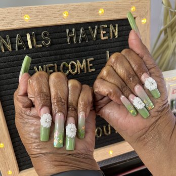 Nails Haven - Nails done by Julie at Nails Haven - Nail Salons Near Me - San Jose, California